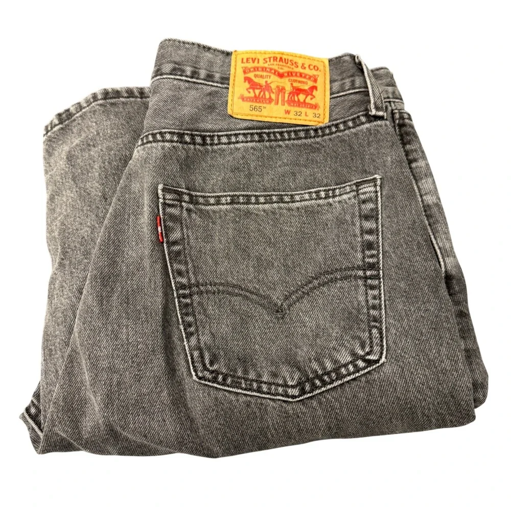 Levi's 565 Jeans Mens 32x32 (32x30 ACTUAL) Loose Straight Gray Denim Classic